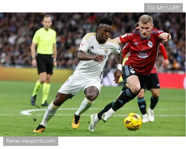 西甲球衣焕然一新:传统底蕴与前沿设计交融,引领足球时尚新潮流 西甲球衣焕然一新:传统底蕴与前沿设计交融,引领足球时尚新潮流