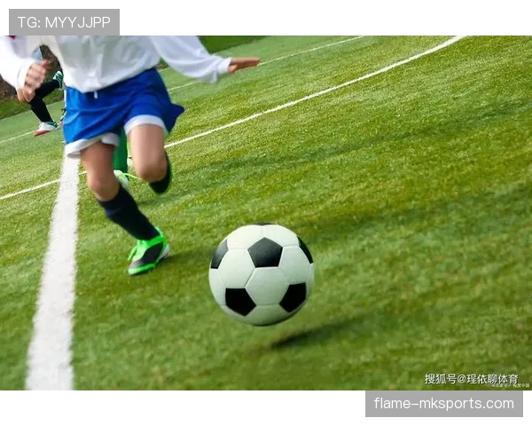 门将接回传球规则细节解析,何时判罚犯规才能公平? 门将接回传球规则细节解析,何时判罚犯规才能公平?