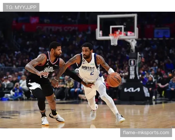 欧文无球跑动效率提升，关键回合主导力拉开与后卫群差距