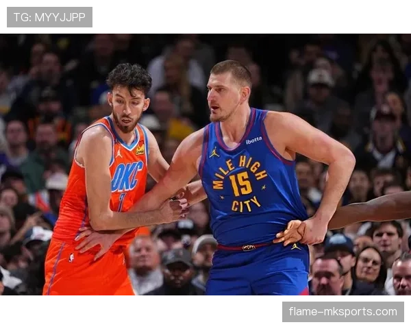 霍姆格伦挡拆牵制约基奇三分威胁胜新秀季